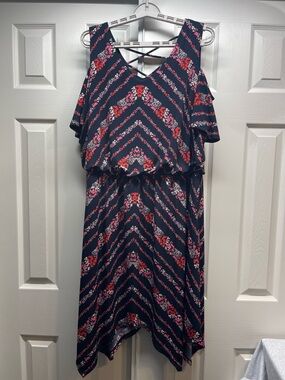 Maurice’s Women’s Cold-shoulder Sleeves Midi Dress Floral Criss Cross Back Sz 1